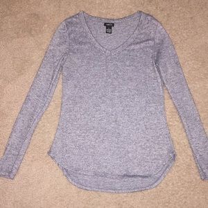 Plain grey long sleeve shirt